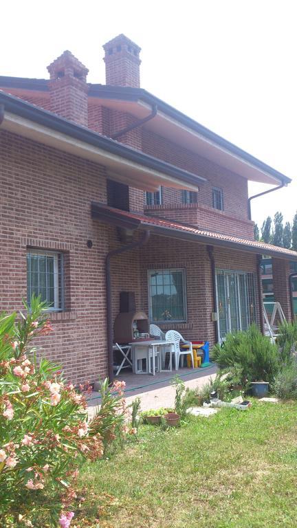 B&B Casa Dei Camini เบนติโวลโญ ภายนอก รูปภาพ