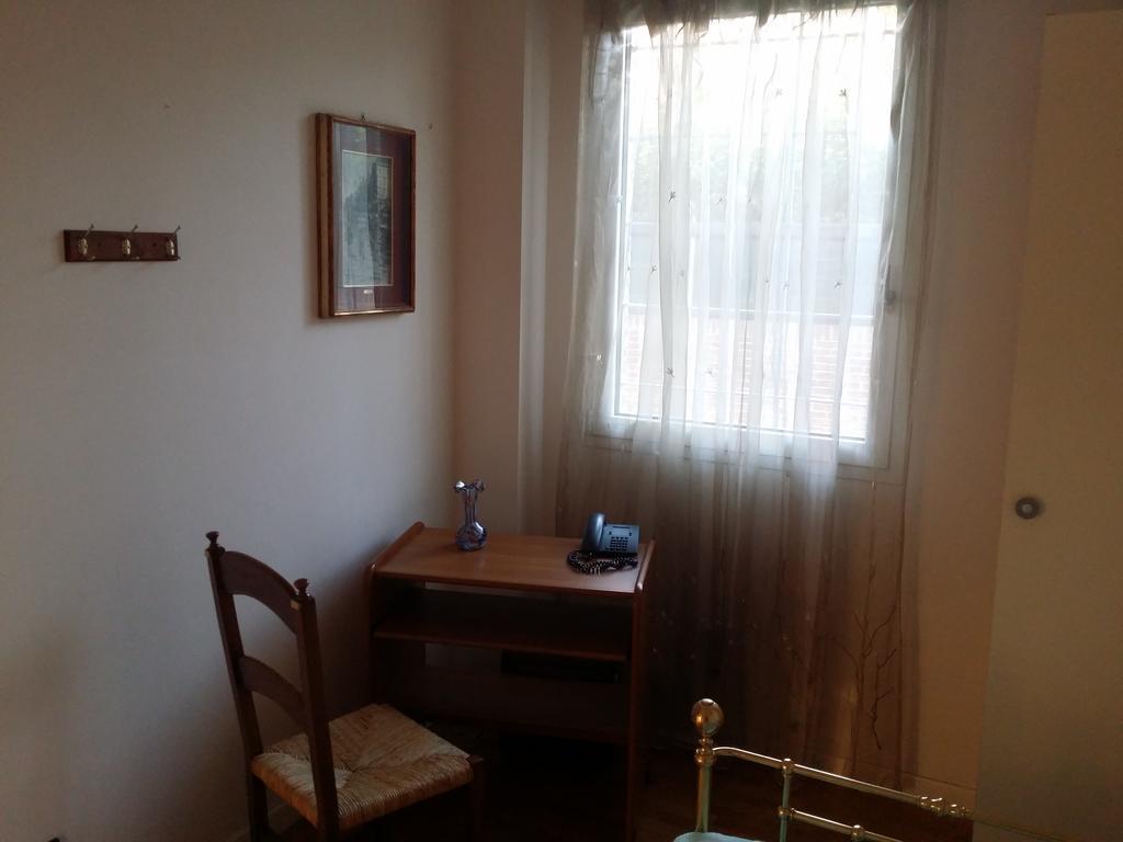 B&B Casa Dei Camini เบนติโวลโญ ภายนอก รูปภาพ