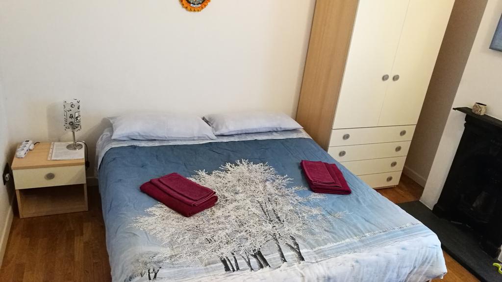 B&B Casa Dei Camini เบนติโวลโญ ภายนอก รูปภาพ